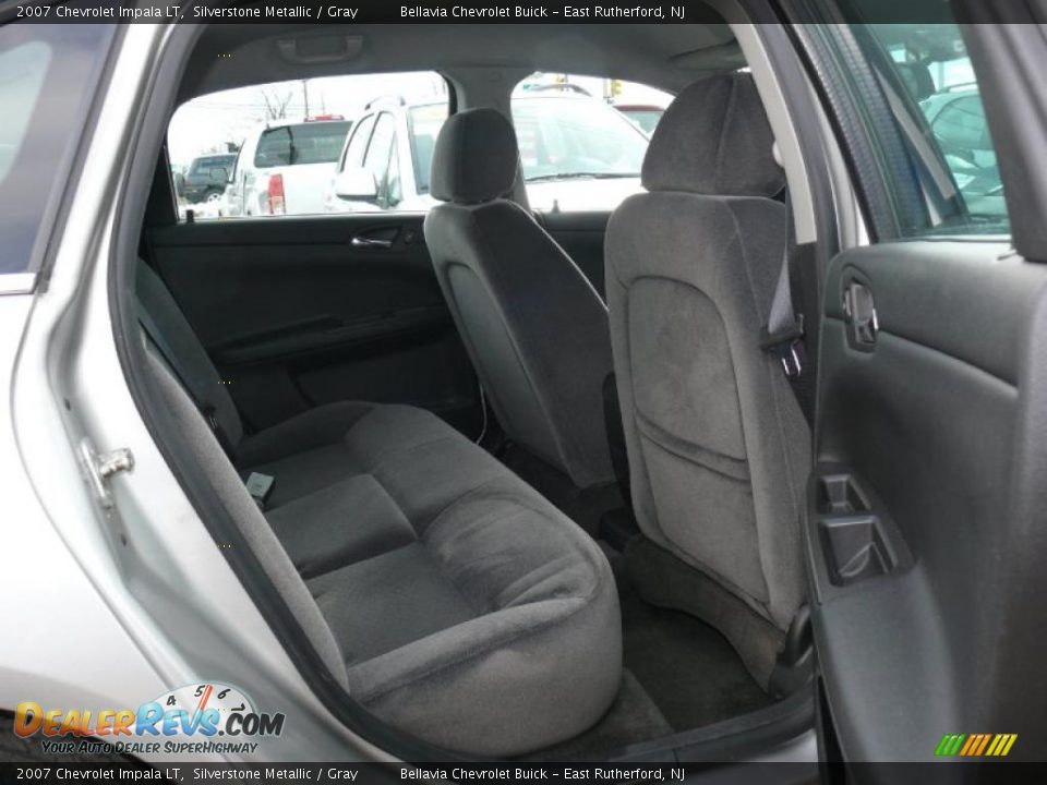 2007 Chevrolet Impala LT Silverstone Metallic / Gray Photo #12