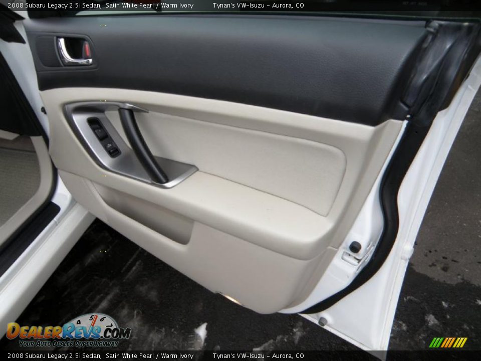 2008 Subaru Legacy 2.5i Sedan Satin White Pearl / Warm Ivory Photo #14