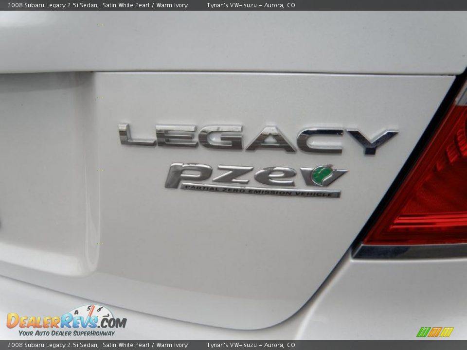 2008 Subaru Legacy 2.5i Sedan Satin White Pearl / Warm Ivory Photo #15
