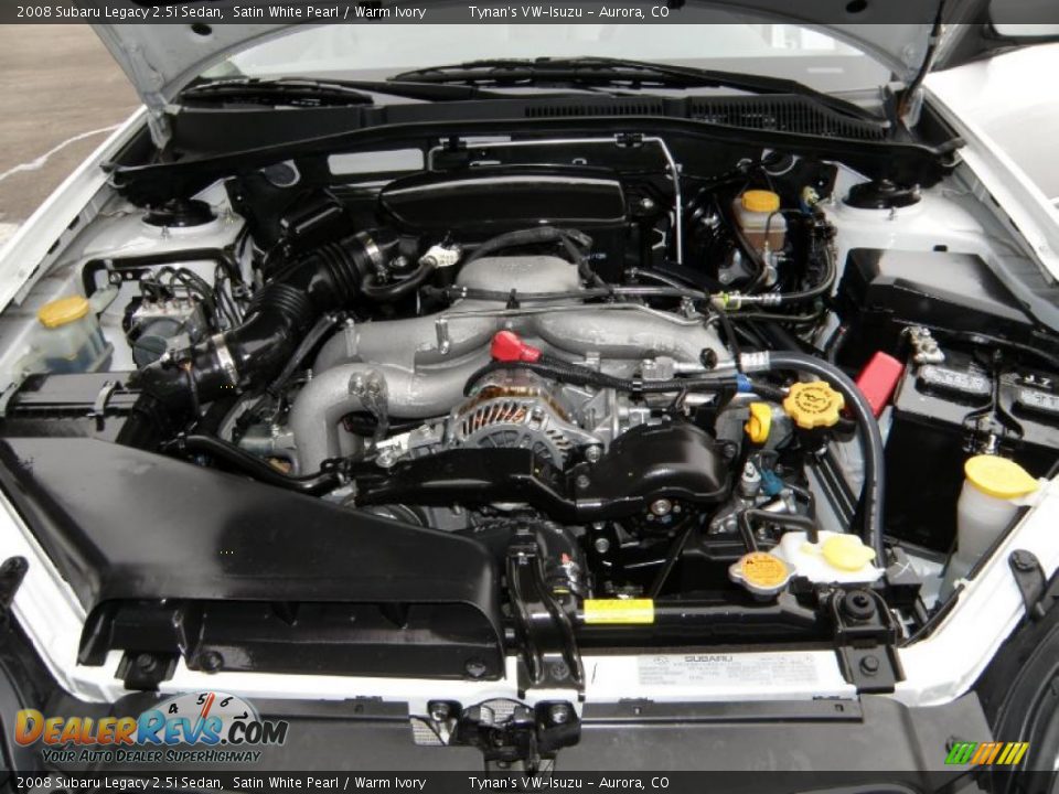 2008 Subaru Legacy 2.5i Sedan Satin White Pearl / Warm Ivory Photo #16