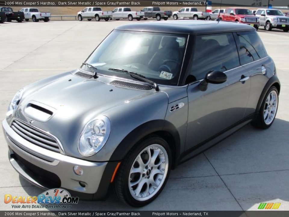 2006 Mini Cooper S Hardtop Dark Silver Metallic / Space Gray/Panther Black Photo #7