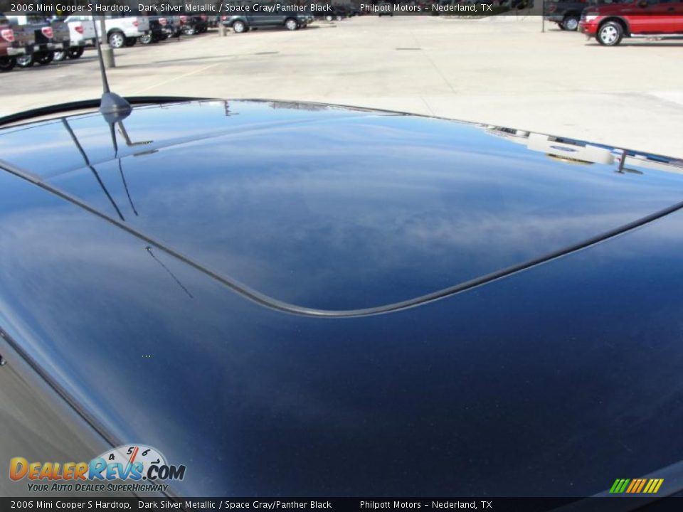 2006 Mini Cooper S Hardtop Dark Silver Metallic / Space Gray/Panther Black Photo #21