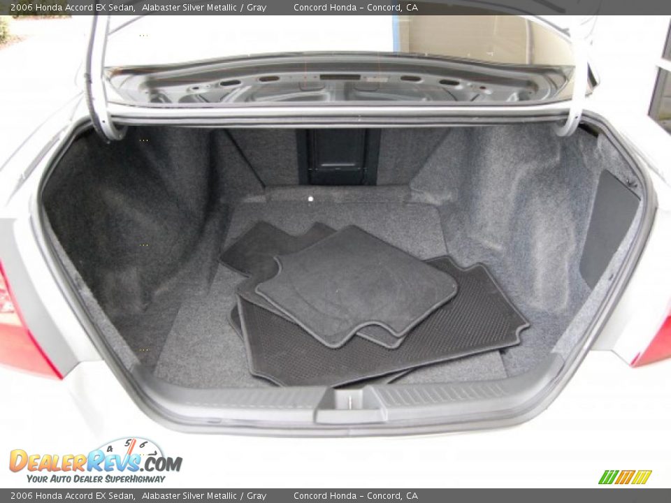 2006 Honda Accord EX Sedan Alabaster Silver Metallic / Gray Photo #10