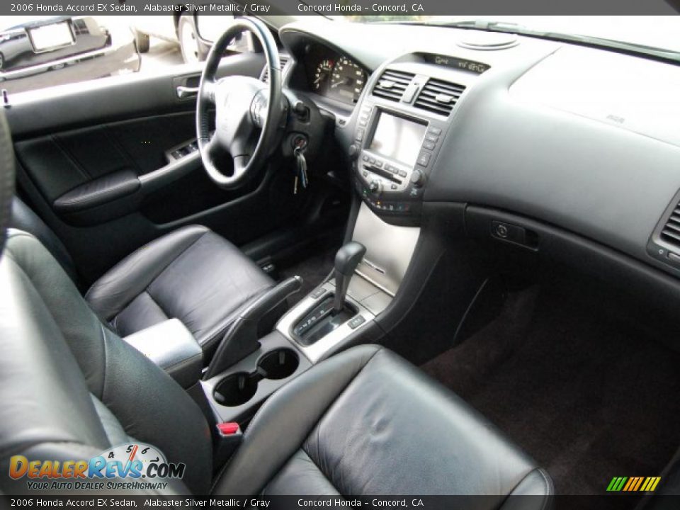 2006 Honda Accord EX Sedan Alabaster Silver Metallic / Gray Photo #24