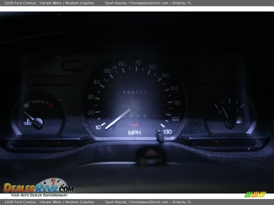 1998 Ford Contour Vibrant White / Medium Graphite Photo #26