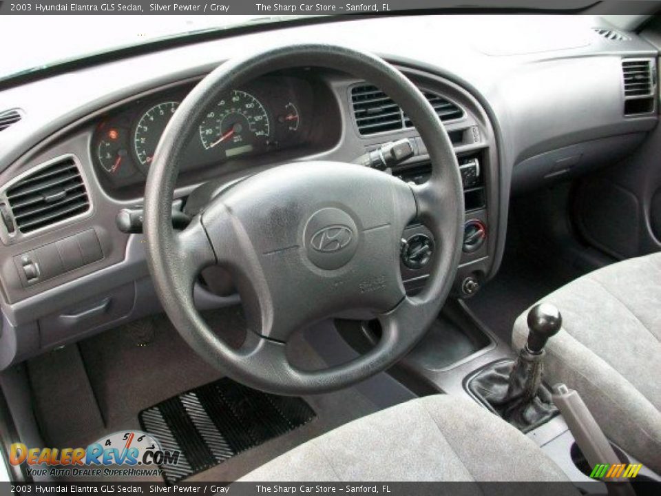 2003 Hyundai Elantra GLS Sedan Silver Pewter / Gray Photo #8