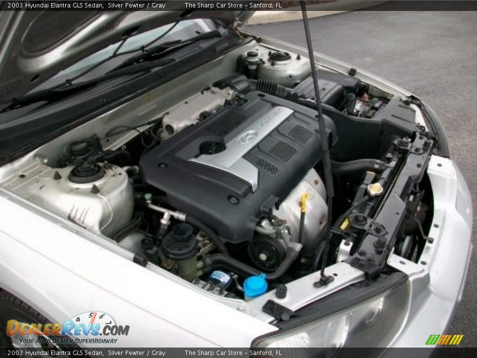 2003 Hyundai Elantra GLS Sedan Silver Pewter / Gray Photo #11