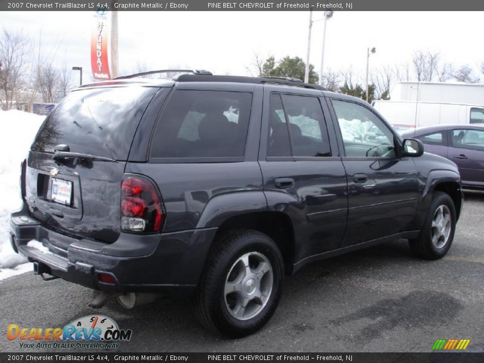 2007 Chevrolet TrailBlazer LS 4x4 Graphite Metallic / Ebony Photo #4