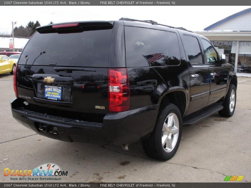 2007 Chevrolet Suburban 1500 LTZ 4x4 Black / Ebony Photo #4