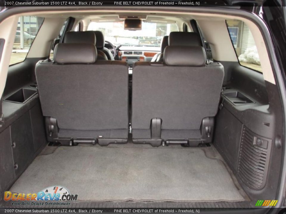2007 Chevrolet Suburban 1500 LTZ 4x4 Black / Ebony Photo #13