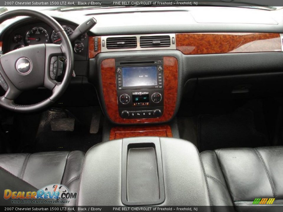 2007 Chevrolet Suburban 1500 LTZ 4x4 Black / Ebony Photo #14