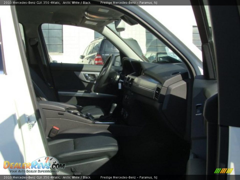 2010 Mercedes-Benz GLK 350 4Matic Arctic White / Black Photo #10