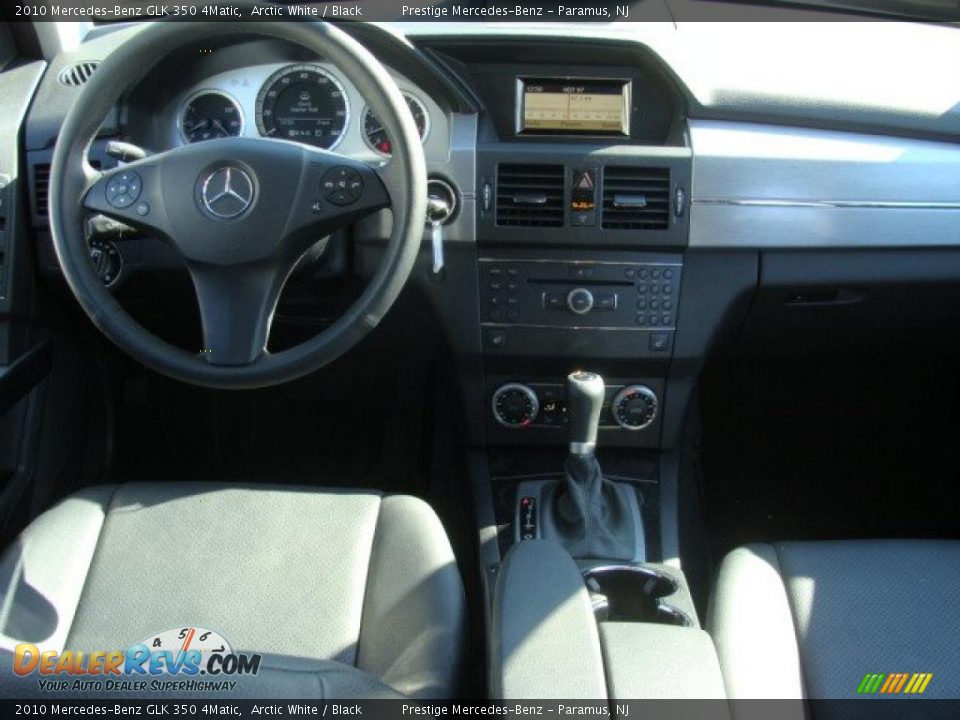 2010 Mercedes-Benz GLK 350 4Matic Arctic White / Black Photo #11