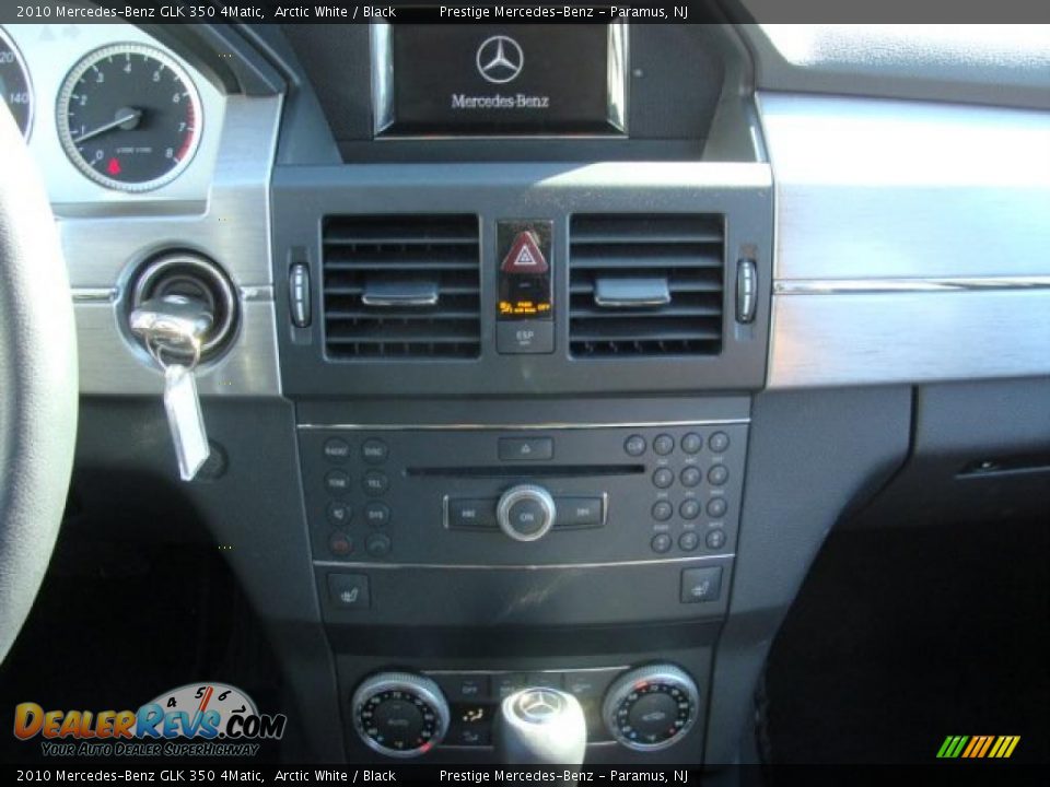 2010 Mercedes-Benz GLK 350 4Matic Arctic White / Black Photo #13