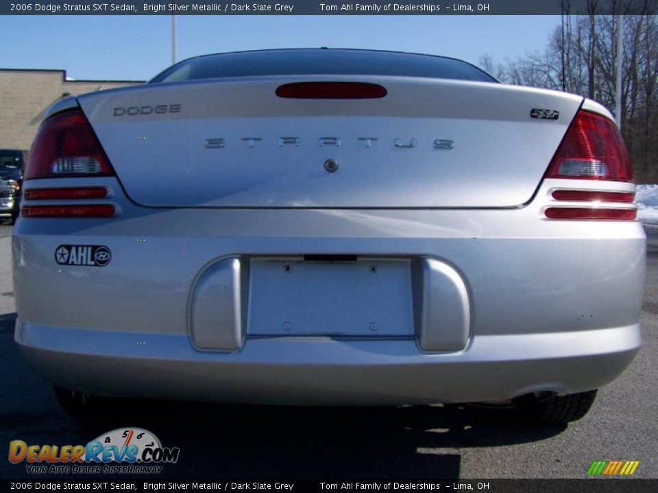 2006 Dodge Stratus SXT Sedan Bright Silver Metallic / Dark Slate Grey Photo #6