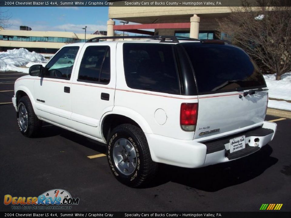 2004 Chevrolet Blazer LS 4x4 Summit White / Graphite Gray Photo #5