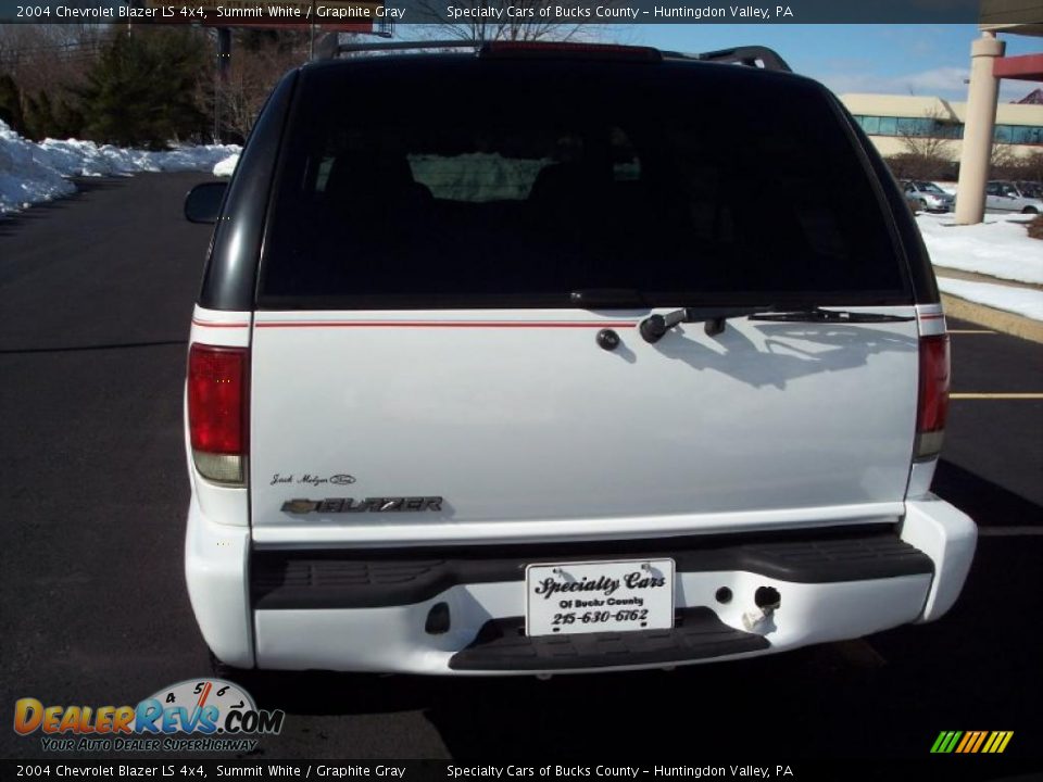 2004 Chevrolet Blazer LS 4x4 Summit White / Graphite Gray Photo #6
