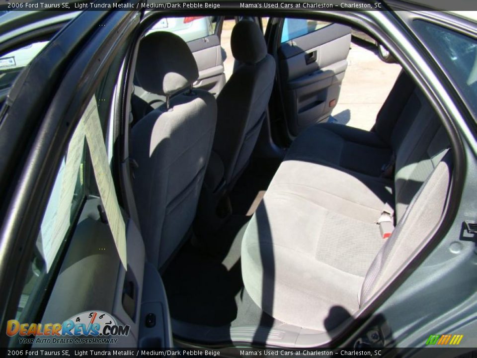 2006 Ford Taurus SE Light Tundra Metallic / Medium/Dark Pebble Beige Photo #10
