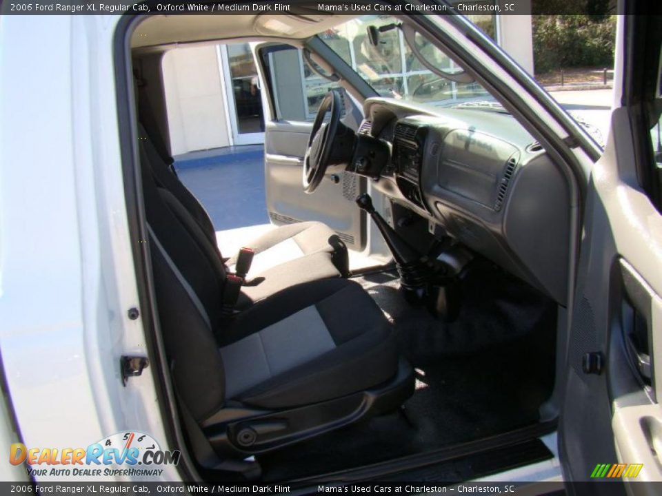 2006 Ford Ranger XL Regular Cab Oxford White / Medium Dark Flint Photo #11