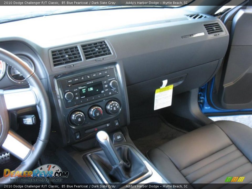 2010 Dodge Challenger R/T Classic B5 Blue Pearlcoat / Dark Slate Gray Photo #20