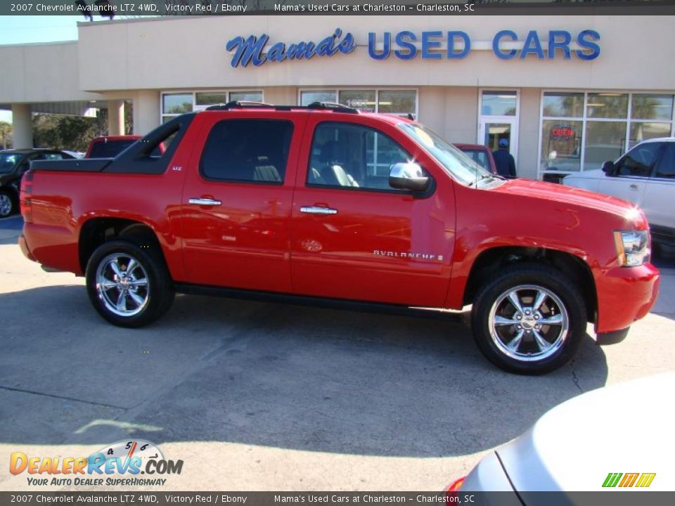 2007 Chevrolet Avalanche LTZ 4WD Victory Red / Ebony Photo #1