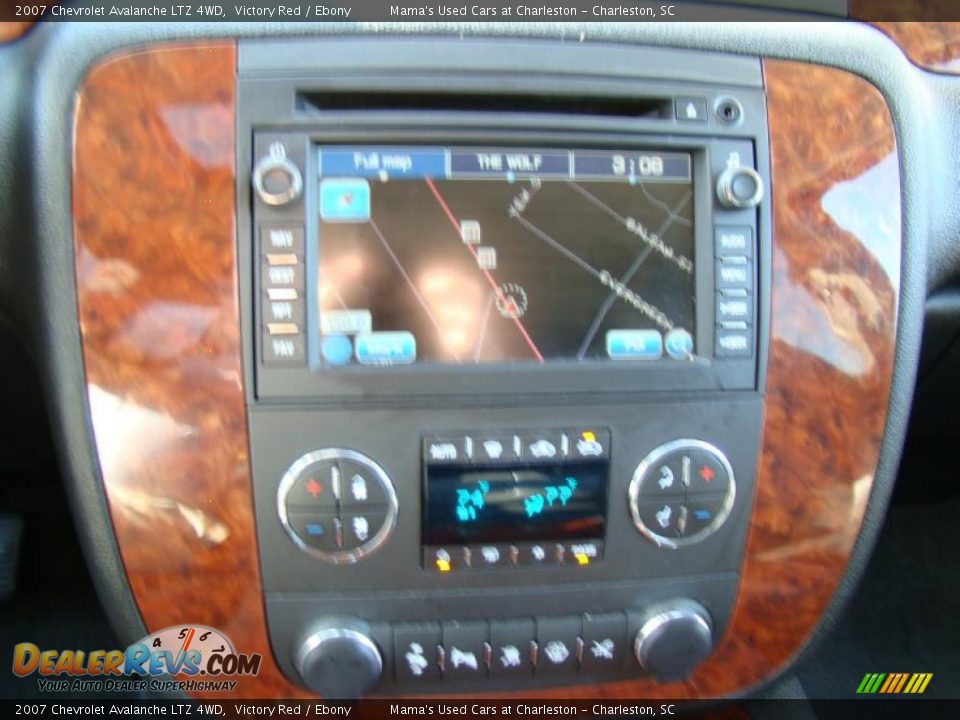 2007 Chevrolet Avalanche LTZ 4WD Victory Red / Ebony Photo #24