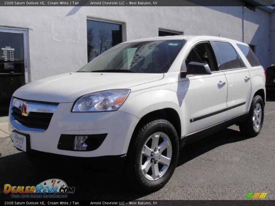 2008 Saturn Outlook XE Cream White / Tan Photo #1