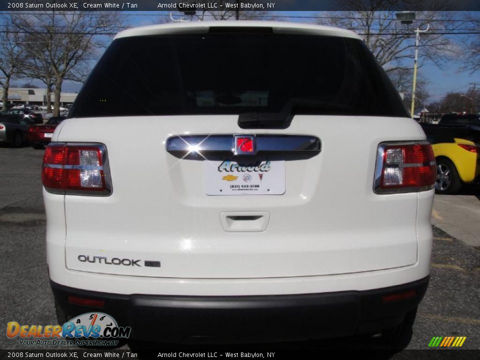 2008 Saturn Outlook XE Cream White / Tan Photo #5