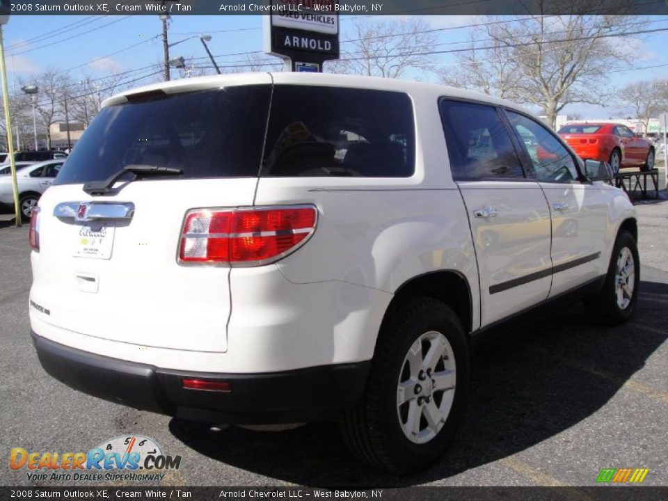 2008 Saturn Outlook XE Cream White / Tan Photo #6
