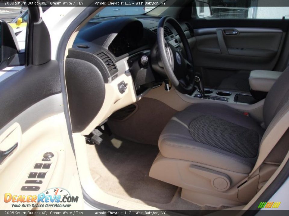 2008 Saturn Outlook XE Cream White / Tan Photo #10