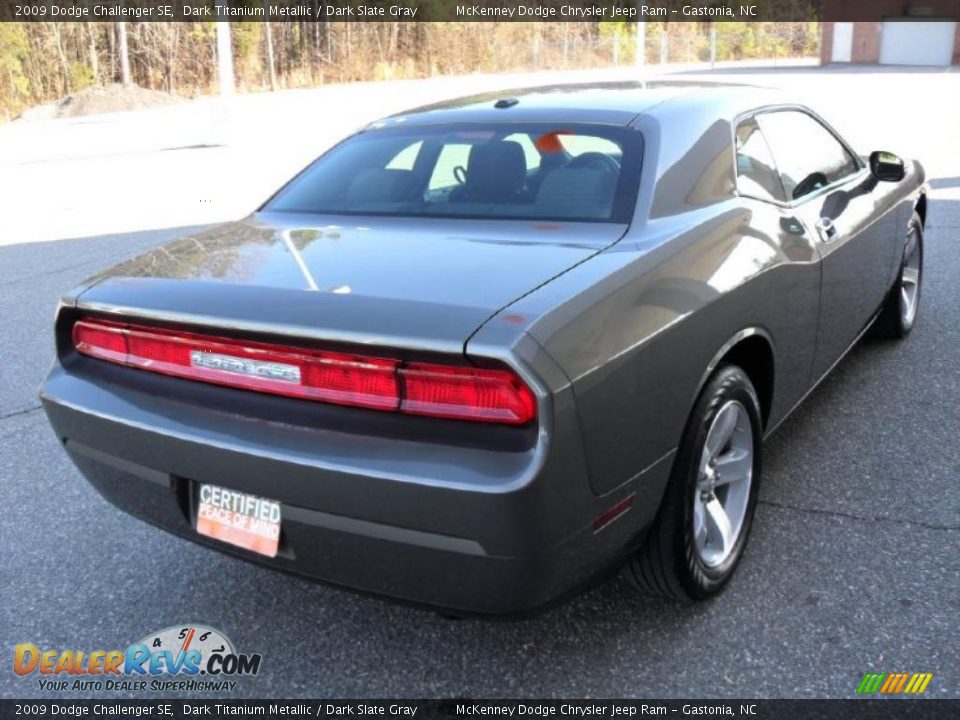 2009 Dodge Challenger SE Dark Titanium Metallic / Dark Slate Gray Photo #4