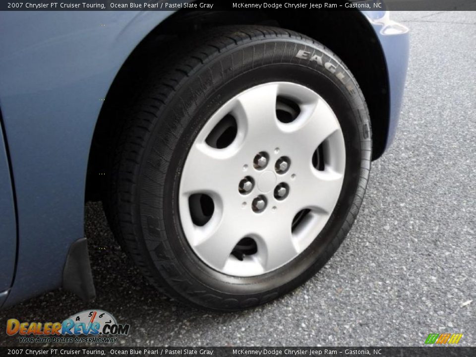 2007 Chrysler PT Cruiser Touring Ocean Blue Pearl / Pastel Slate Gray Photo #17