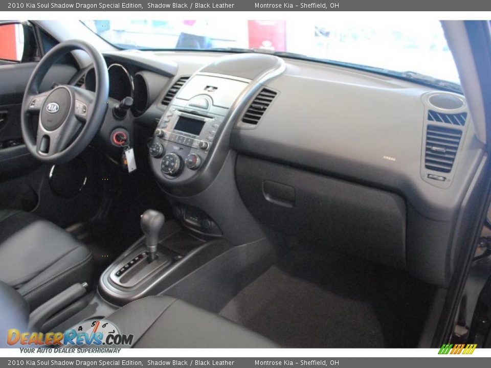 2010 Kia Soul Shadow Dragon Special Edition Shadow Black / Black Leather Photo #17