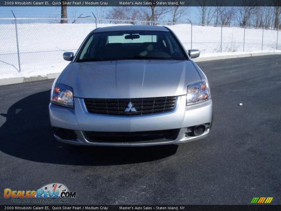 2009 Mitsubishi Galant ES Quick Silver Pearl / Medium Gray Photo #4