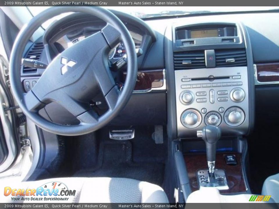 2009 Mitsubishi Galant ES Quick Silver Pearl / Medium Gray Photo #9