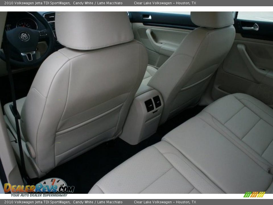 2010 Volkswagen Jetta TDI SportWagen Candy White / Latte Macchiato Photo #17