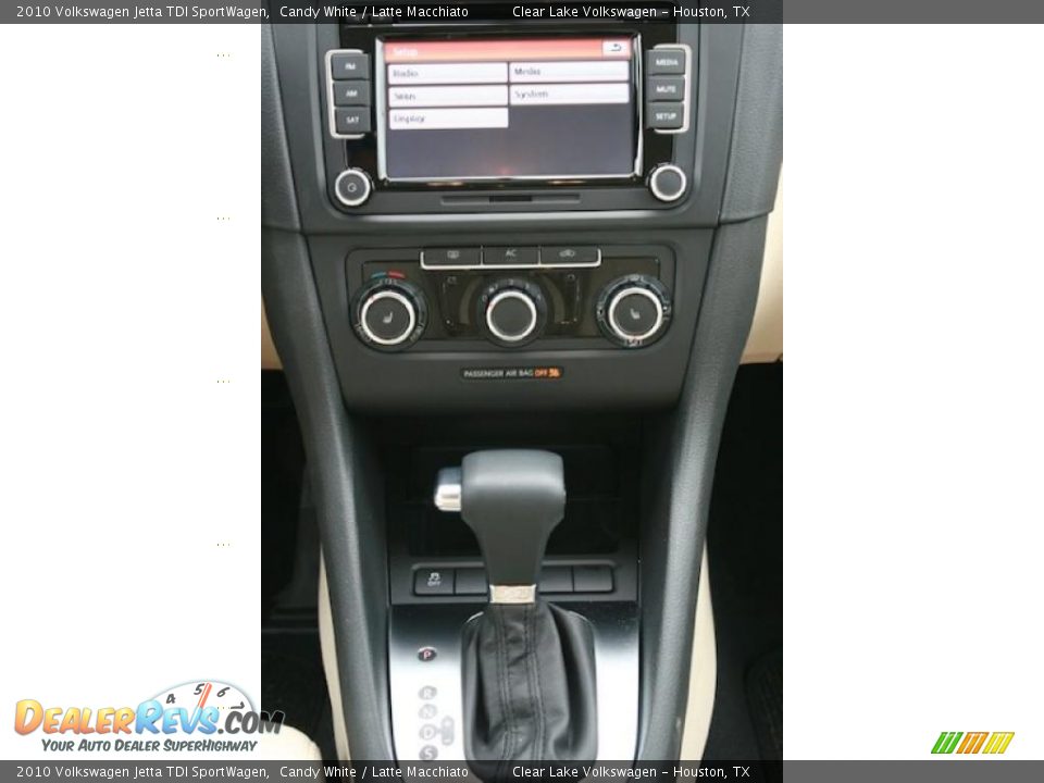 2010 Volkswagen Jetta TDI SportWagen Candy White / Latte Macchiato Photo #18