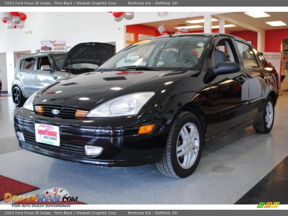 2001 Ford Focus SE Sedan Pitch Black / Medium Graphite Grey Photo #3
