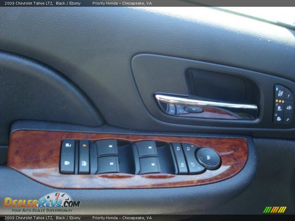 2009 Chevrolet Tahoe LTZ Black / Ebony Photo #21