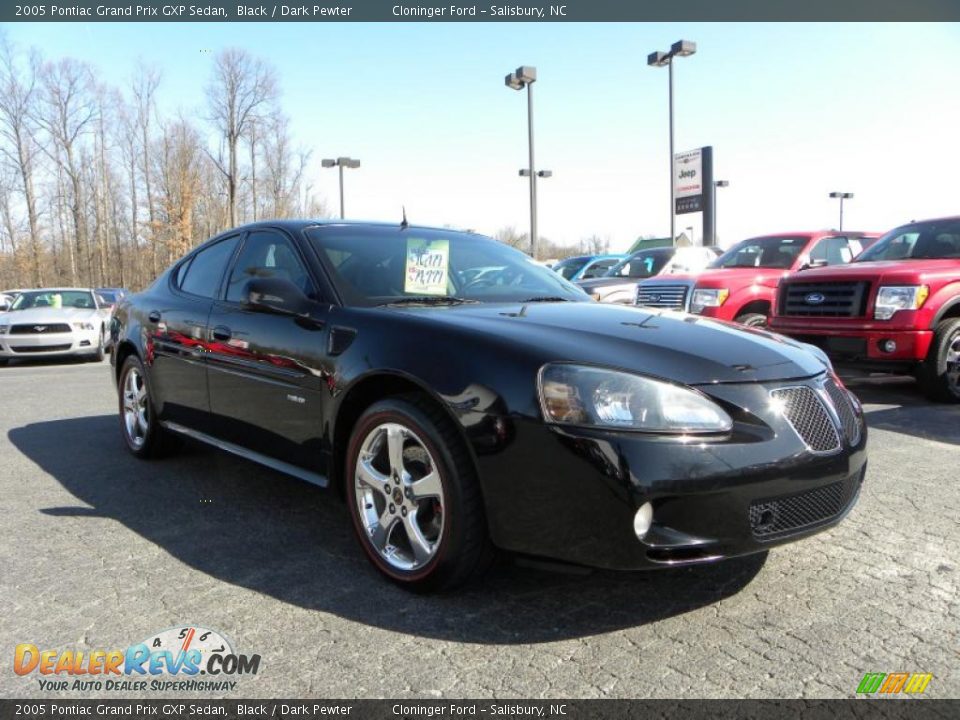 2005 Pontiac Grand Prix GXP Sedan Black / Dark Pewter Photo #1