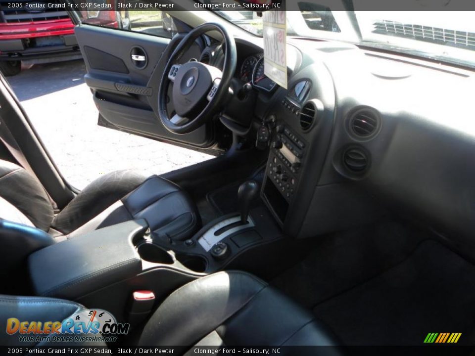 2005 Pontiac Grand Prix GXP Sedan Black / Dark Pewter Photo #12