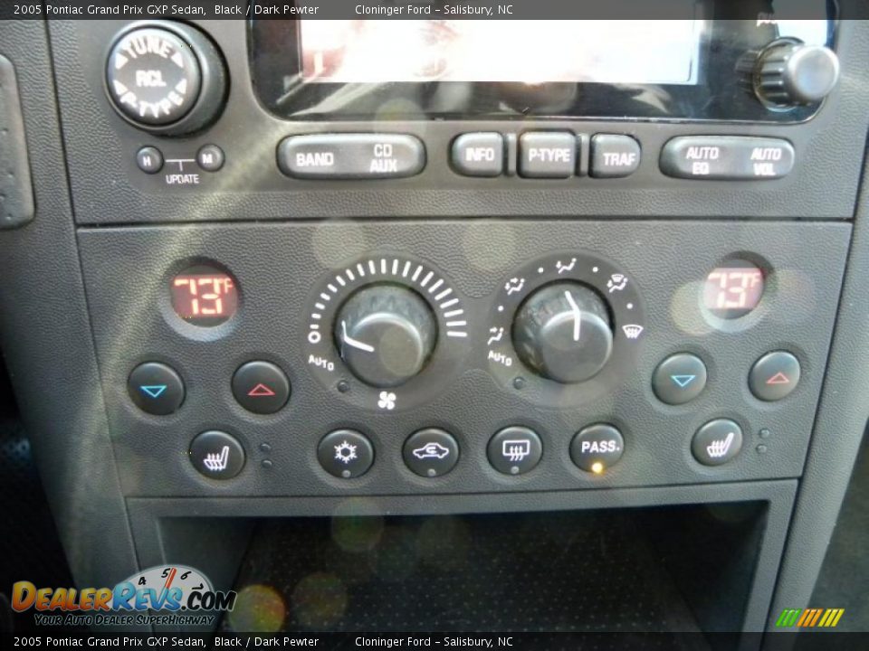 2005 Pontiac Grand Prix GXP Sedan Black / Dark Pewter Photo #23