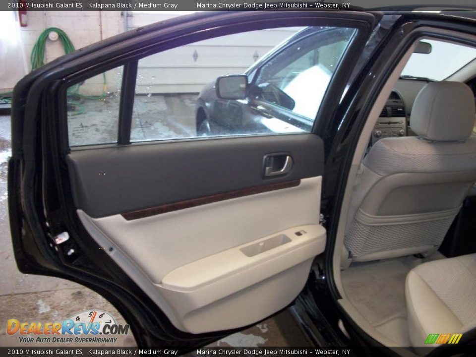 2010 Mitsubishi Galant ES Kalapana Black / Medium Gray Photo #10