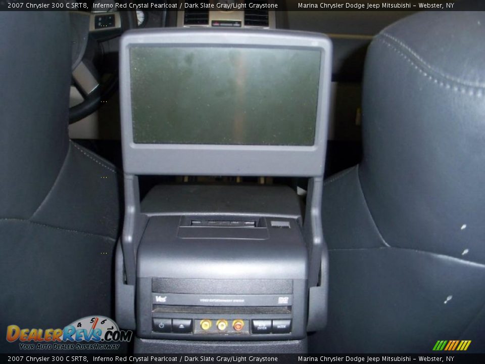 2007 Chrysler 300 C SRT8 Inferno Red Crystal Pearlcoat / Dark Slate Gray/Light Graystone Photo #25