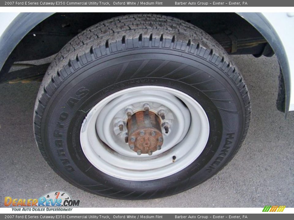 2007 Ford E Series Cutaway E350 Commercial Utility Truck Oxford White / Medium Flint Photo #28