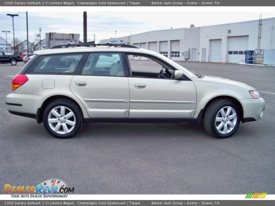 2006 Subaru Outback 2.5i Limited Wagon Champagne Gold Opalescent / Taupe Photo #4