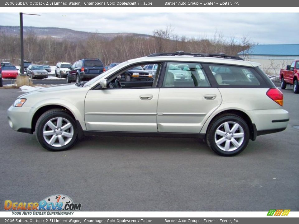 2006 Subaru Outback 2.5i Limited Wagon Champagne Gold Opalescent / Taupe Photo #8