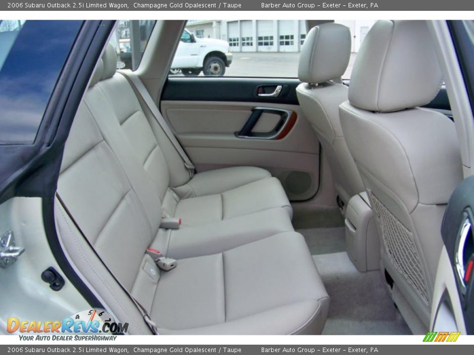 2006 Subaru Outback 2.5i Limited Wagon Champagne Gold Opalescent / Taupe Photo #21