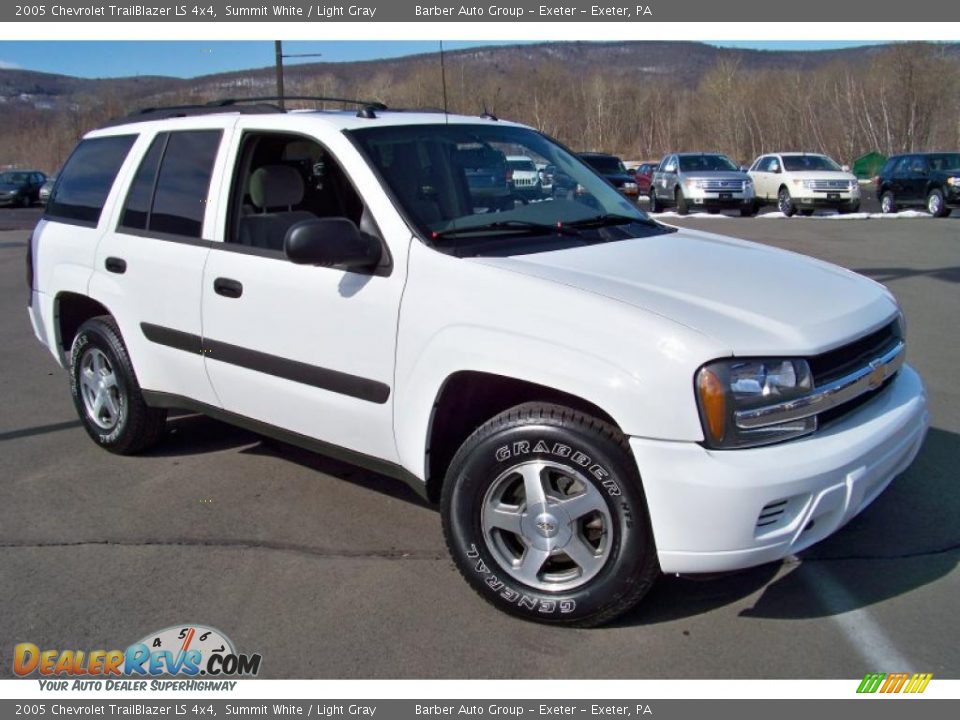 2005 Chevrolet TrailBlazer LS 4x4 Summit White / Light Gray Photo #3