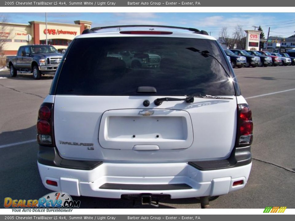 2005 Chevrolet TrailBlazer LS 4x4 Summit White / Light Gray Photo #6